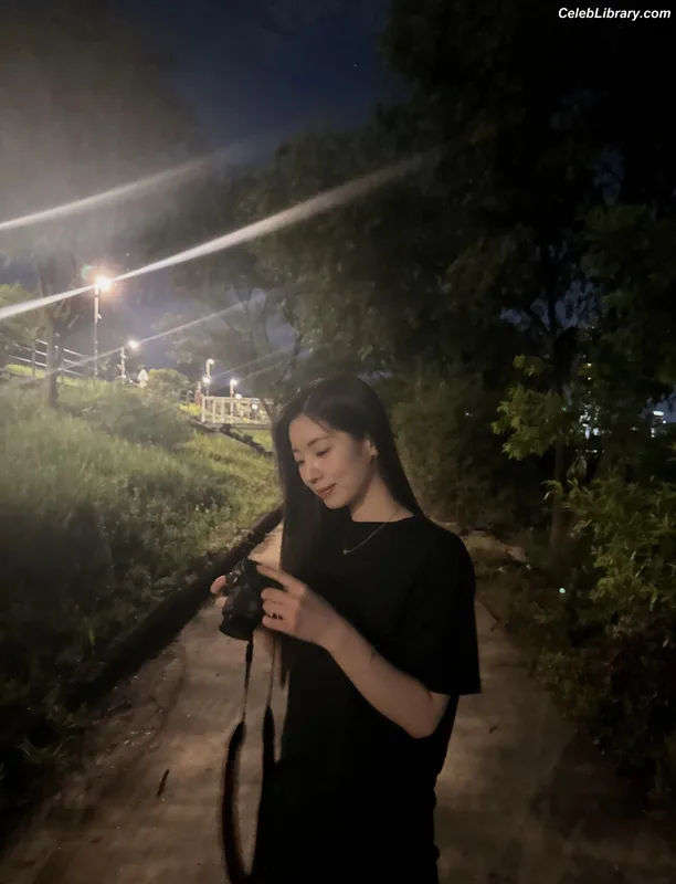 Dahyun (TWICE) photo 1 of 100