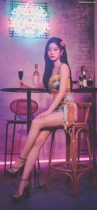 Dahyun (TWICE) photo 1 of 100