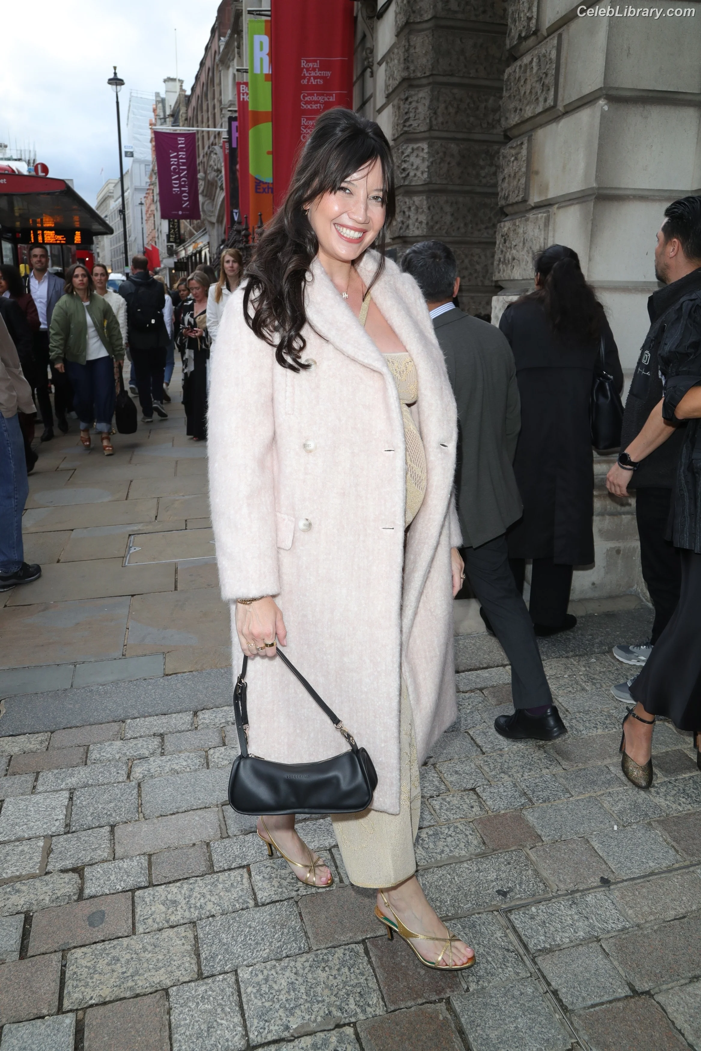 Daisy Lowe photo 14 of 46