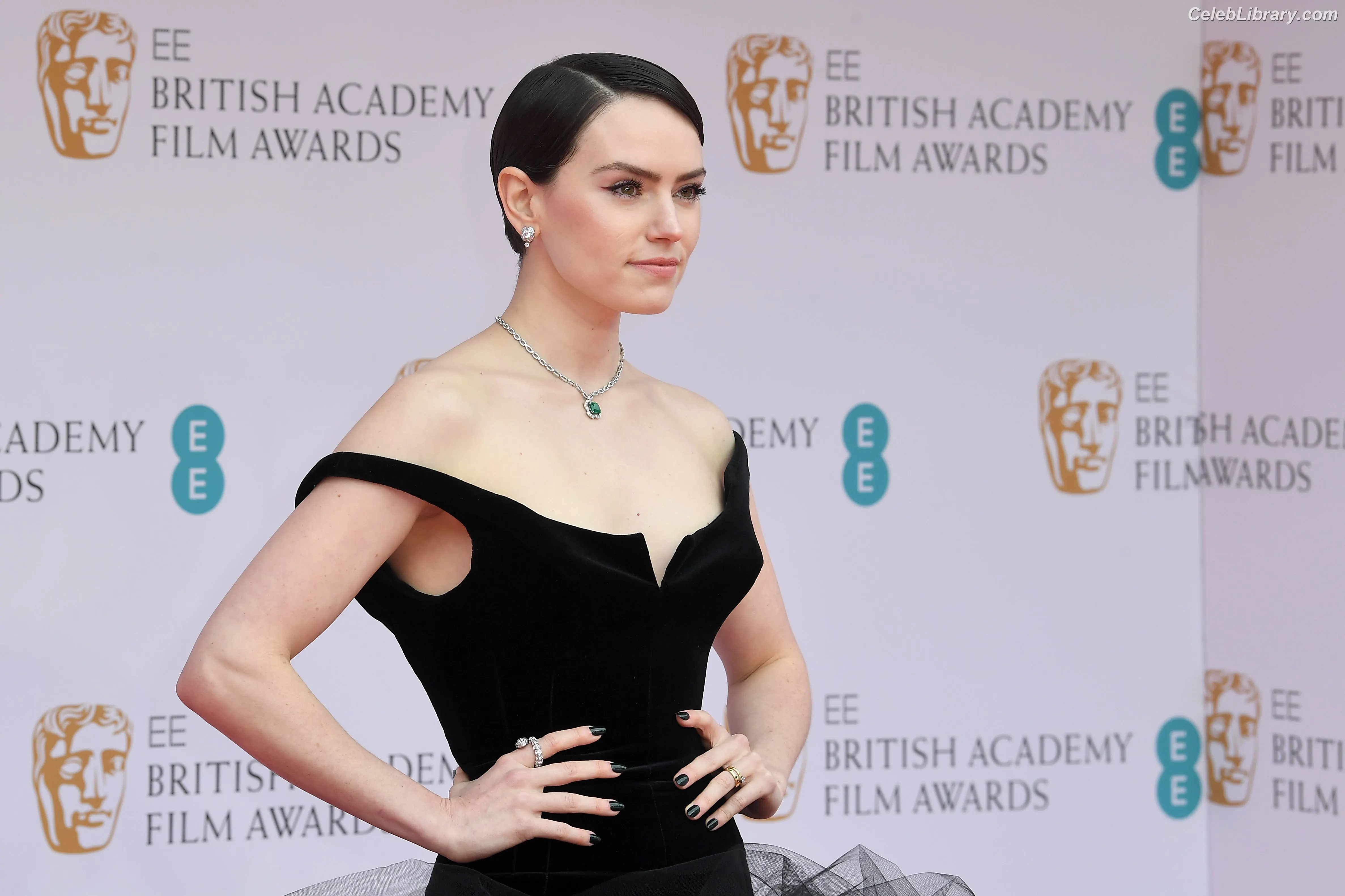 Daisy Ridley photo 6 of 1218