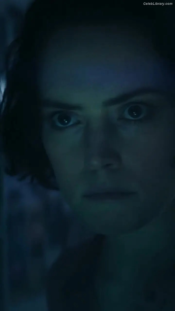 Daisy Ridley photo 4 of 1218