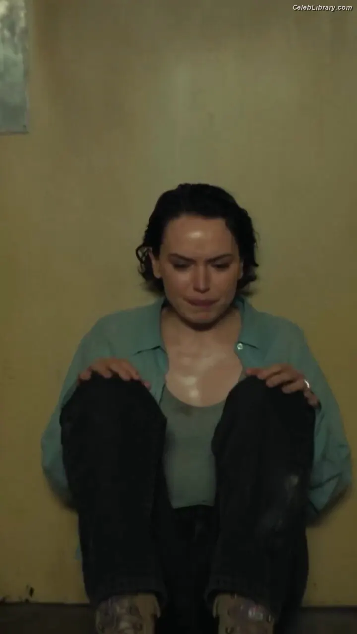 Daisy Ridley photo 8 of 1218