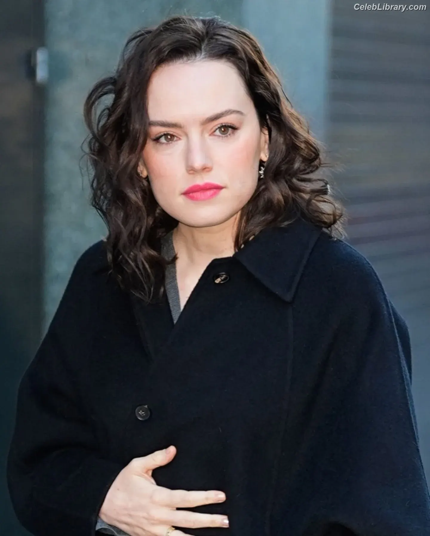 Daisy Ridley photo 21 of 1218