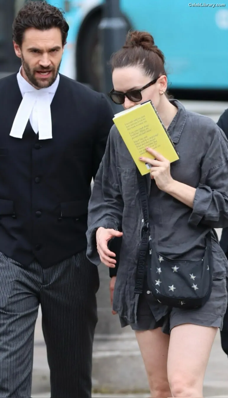 Daisy Ridley photo 3 of 1218