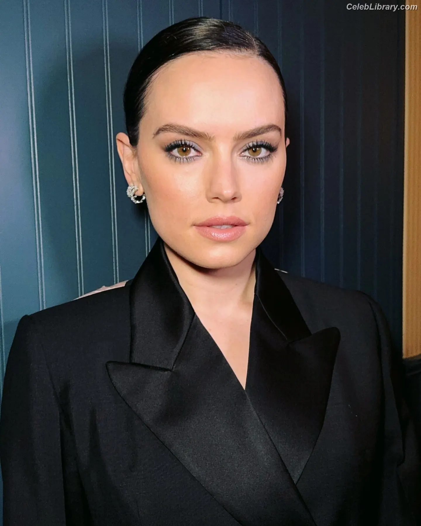 Daisy Ridley photo 22 of 1218