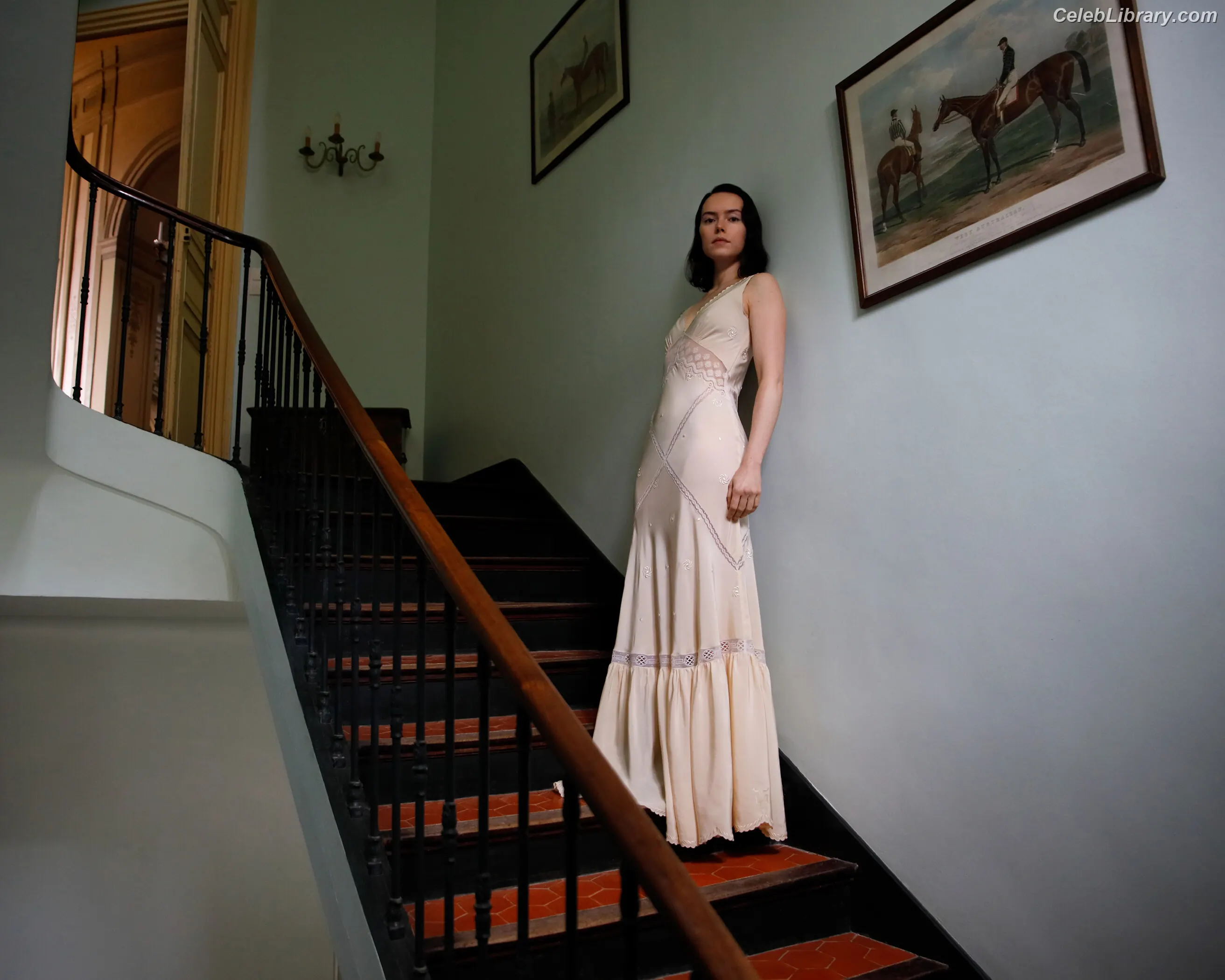 Daisy Ridley photo 14 of 1218