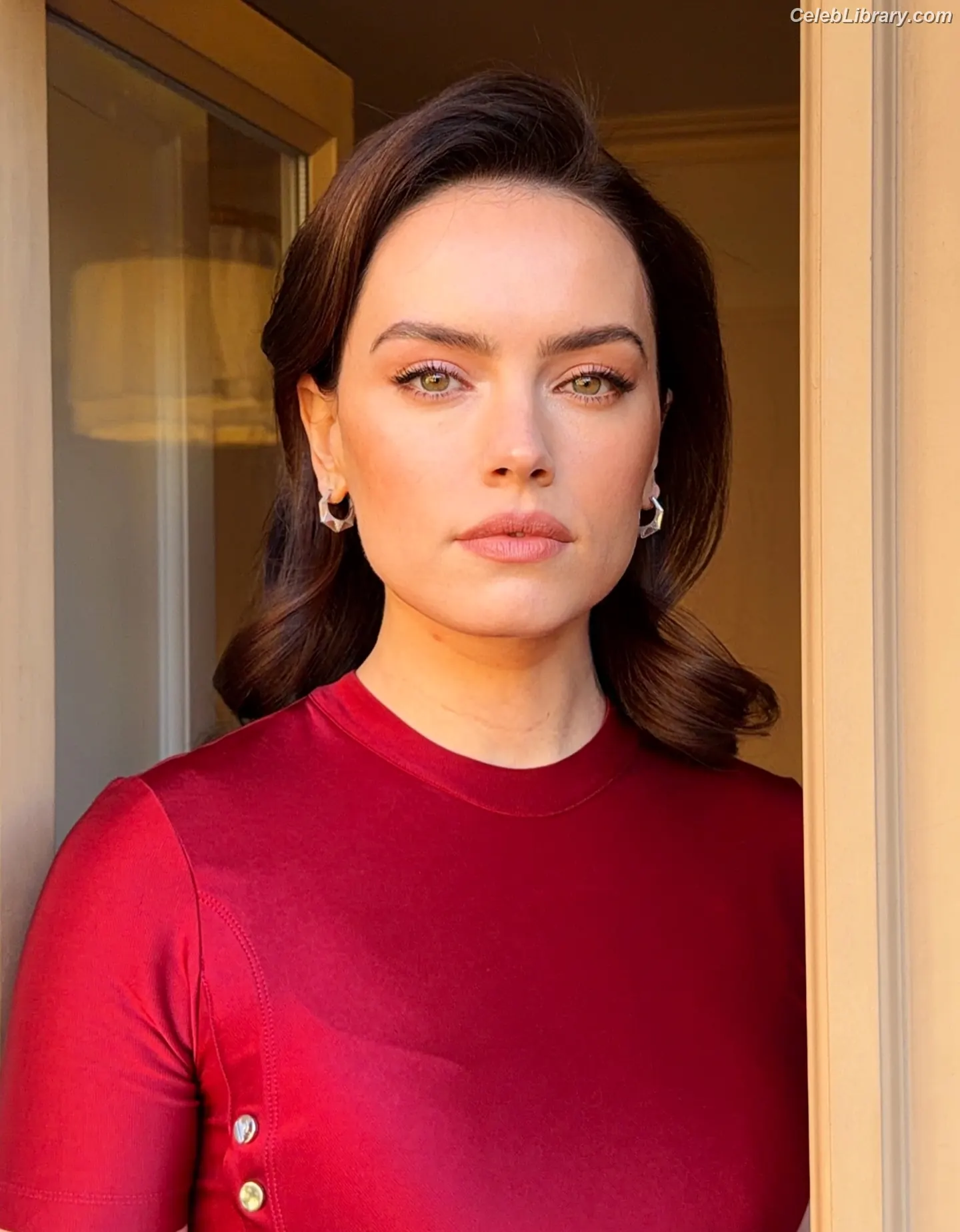 Daisy Ridley photo 18 of 1218