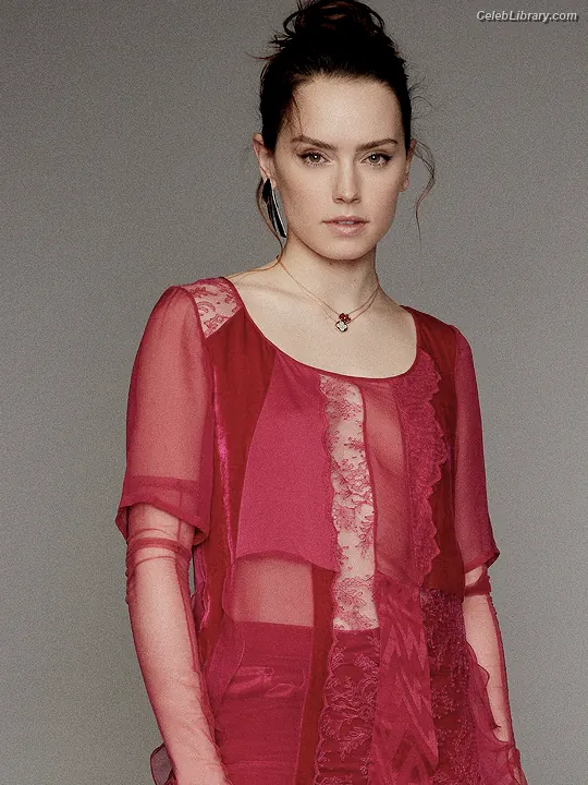 Daisy Ridley photo 10 of 1218