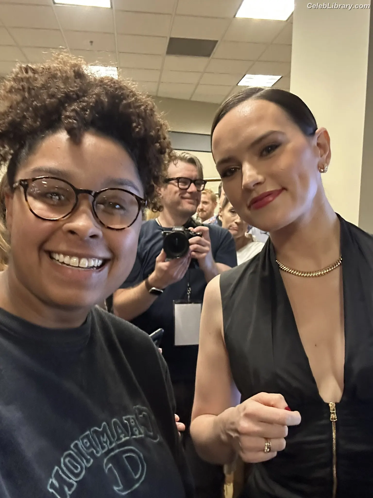Daisy Ridley photo 24 of 1218