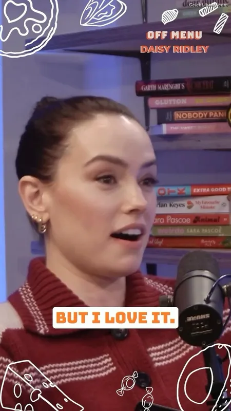 Daisy Ridley photo 4 of 1214