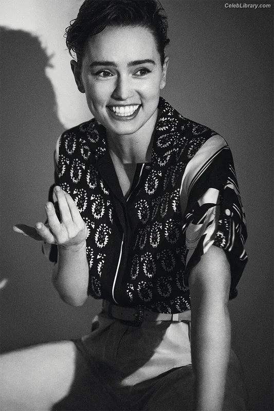 Daisy Ridley photo 10 of 1214