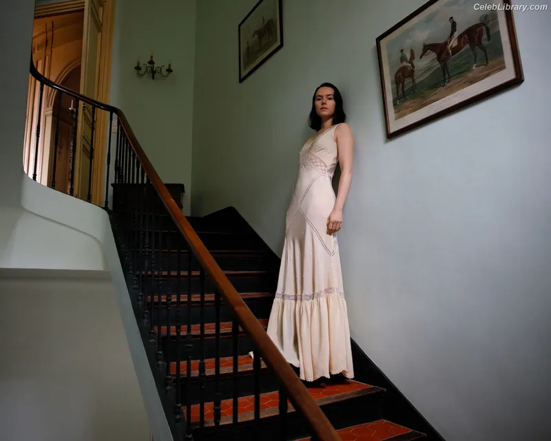 Daisy Ridley photo 10 of 1214