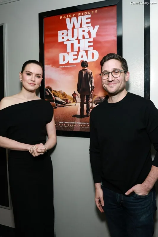 Daisy Ridley photo 11 of 1214