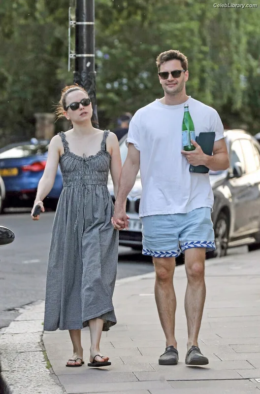 Daisy Ridley photo 22 of 1214