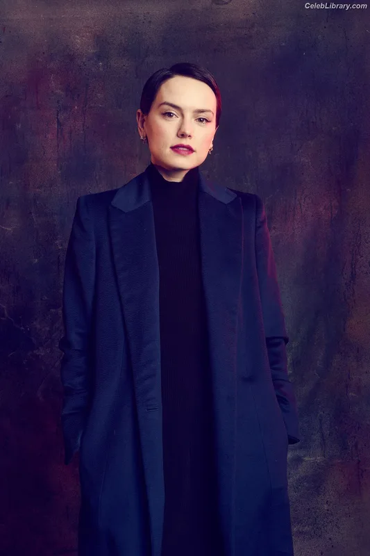 Daisy Ridley photo 6 of 1214