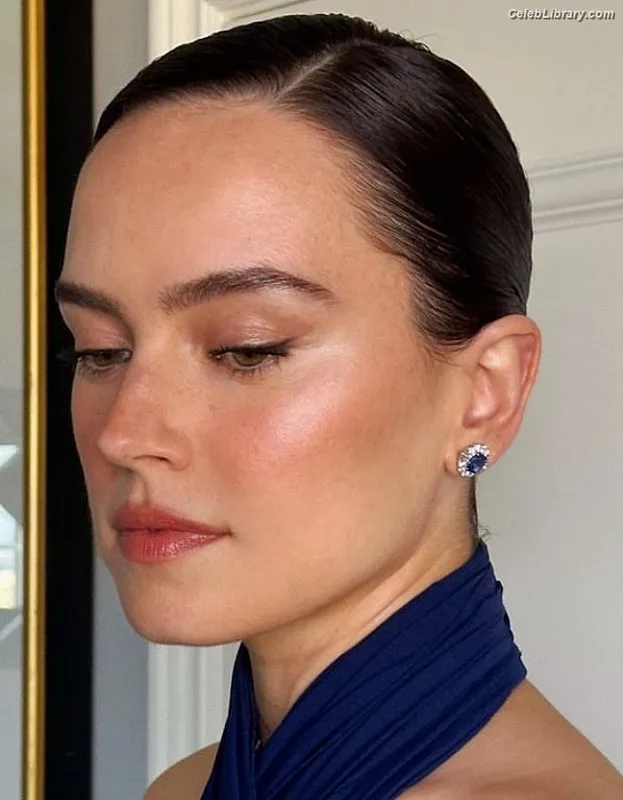 Daisy Ridley photo 6 of 1214