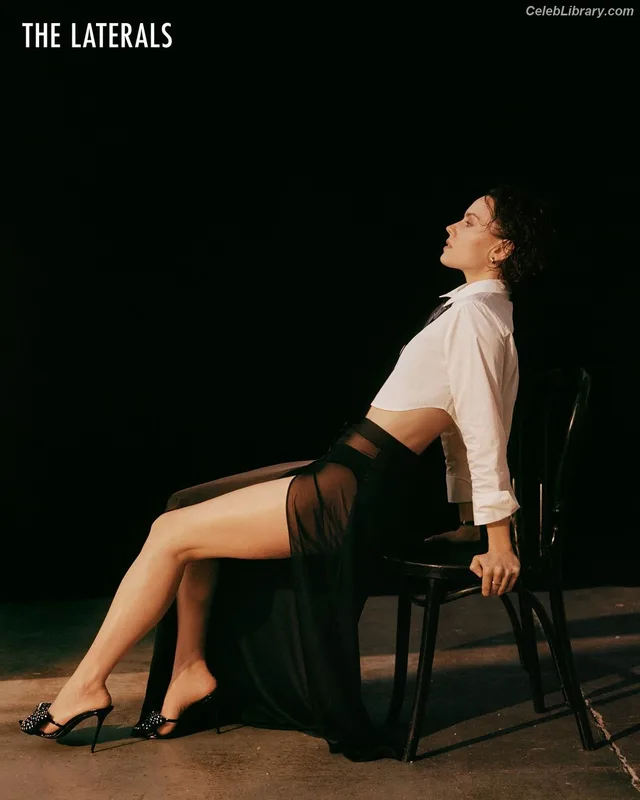 Daisy Ridley photo 15 of 1214