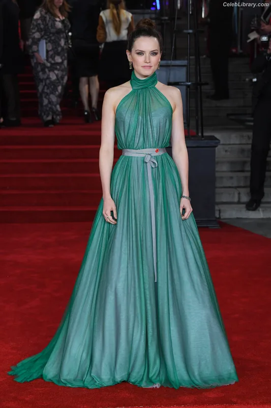 Daisy Ridley photo 20 of 1214