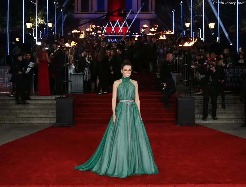Daisy Ridley photo 6 of 1214