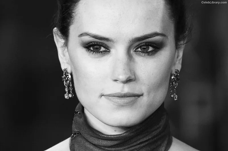 Daisy Ridley photo 19 of 1214