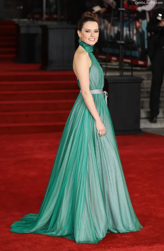 Daisy Ridley photo 6 of 1214