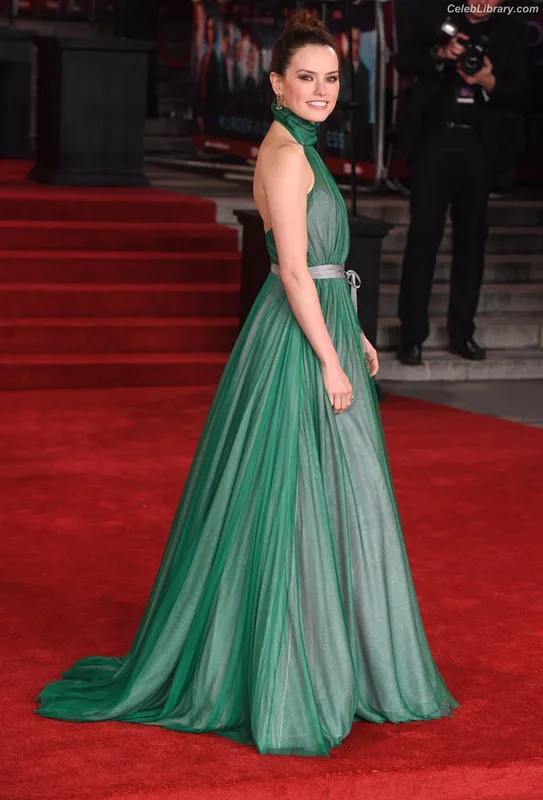 Daisy Ridley photo 23 of 1214