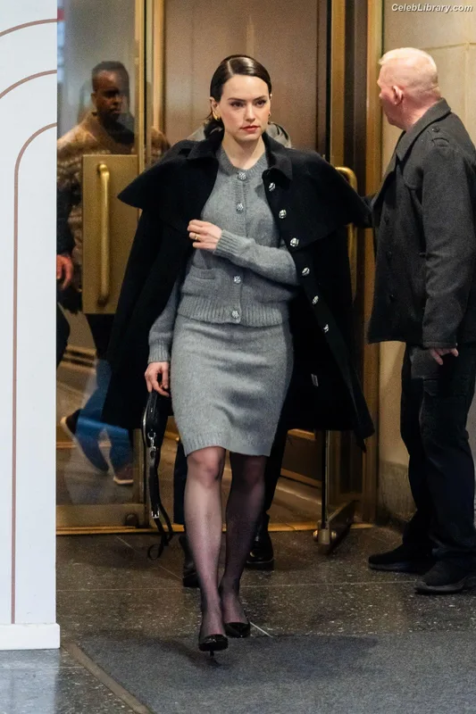 Daisy Ridley photo 22 of 1214