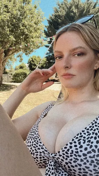 Dakota Blue Richards