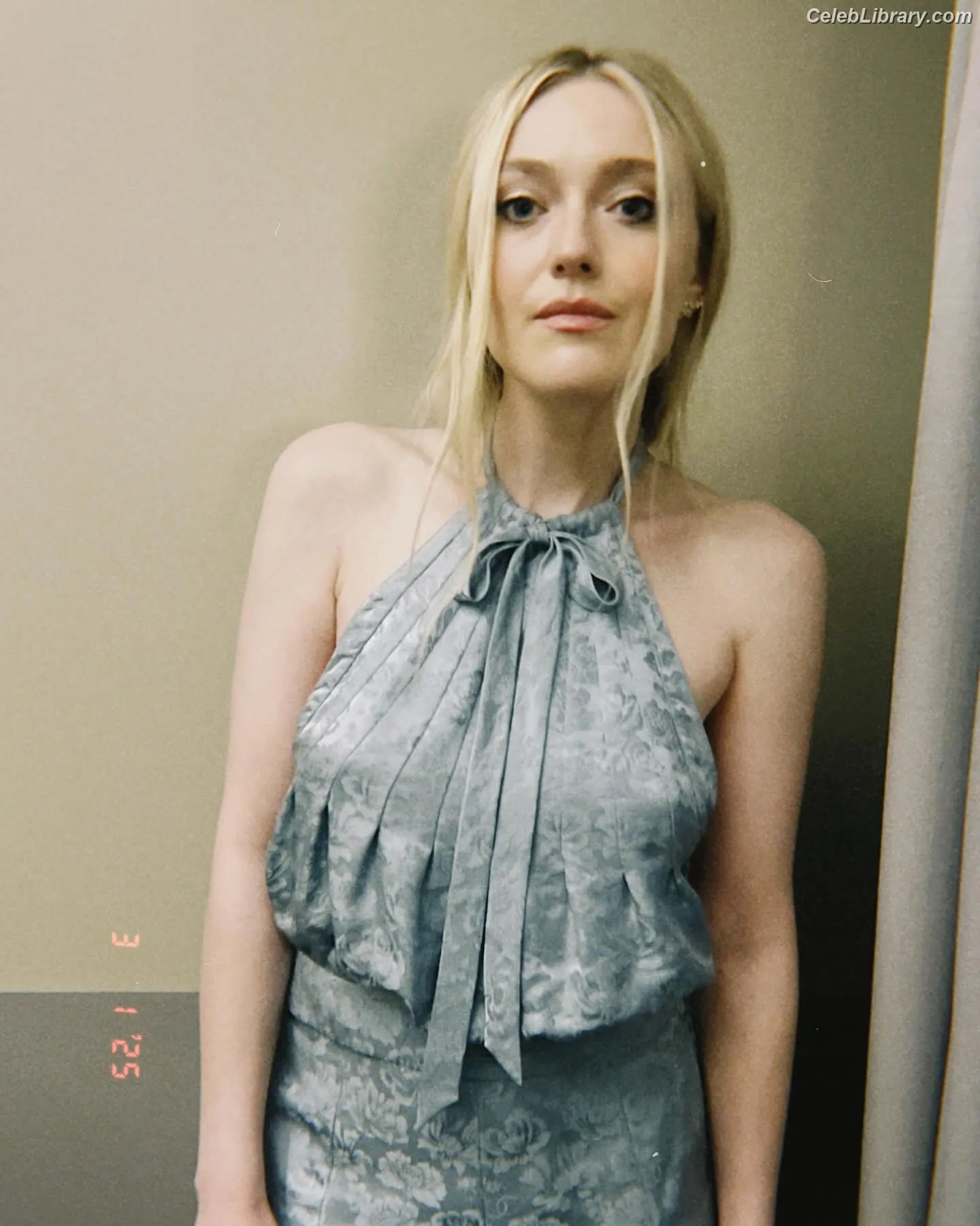 Dakota Fanning photo 10 of 728