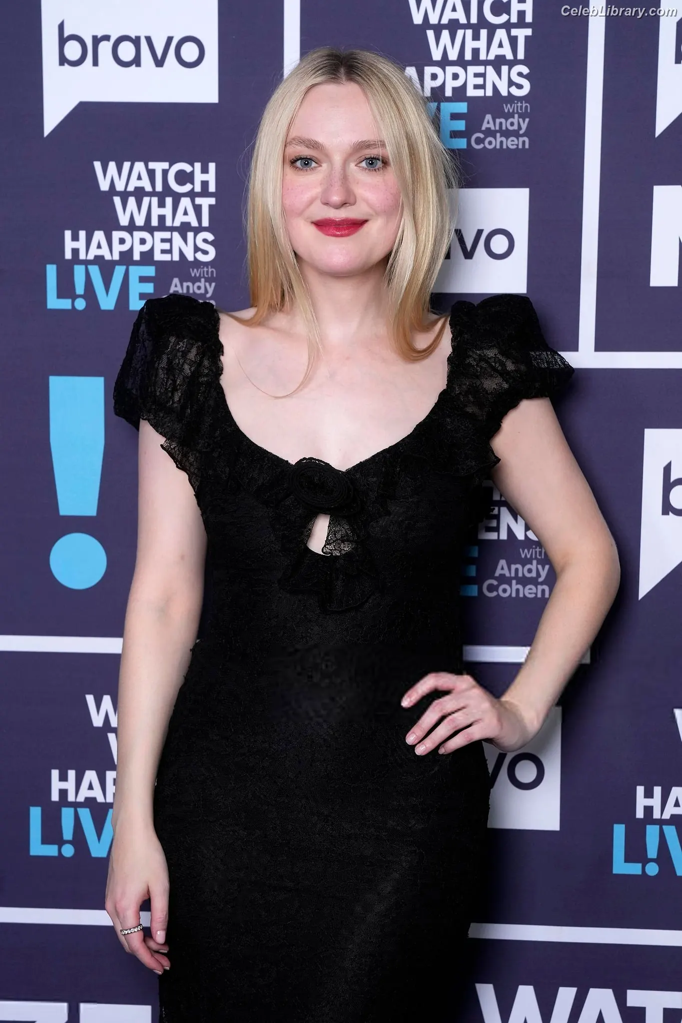 Dakota Fanning photo 20 of 728