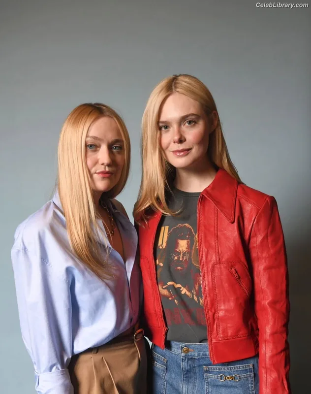 Dakota Fanning photo 4 of 728
