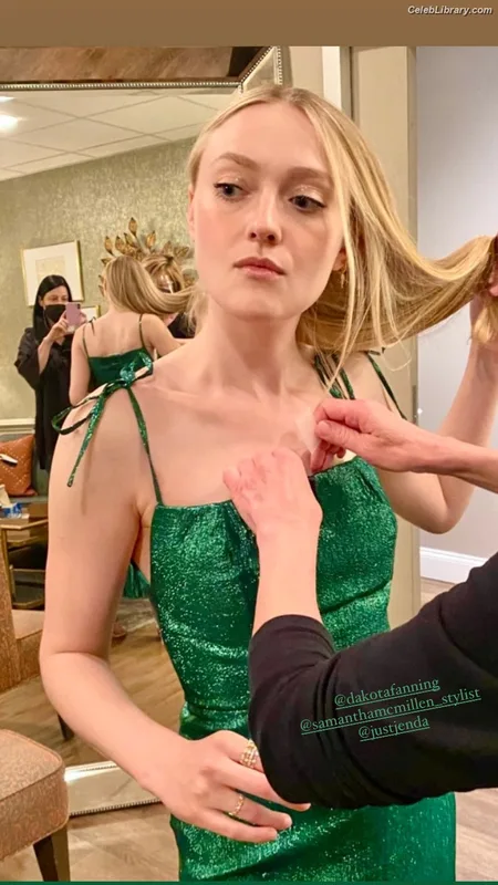 Dakota Fanning photo 15 of 728