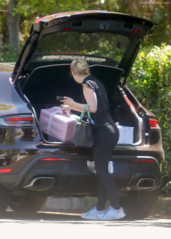 Dakota Fanning photo 21 of 728