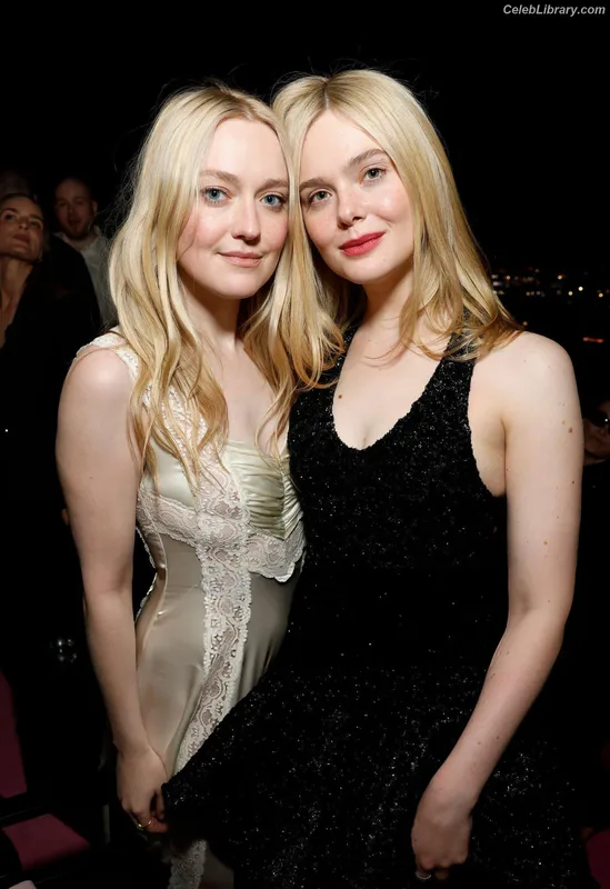Dakota Fanning photo 24 of 728