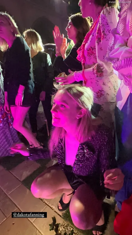 Dakota Fanning photo 3 of 728
