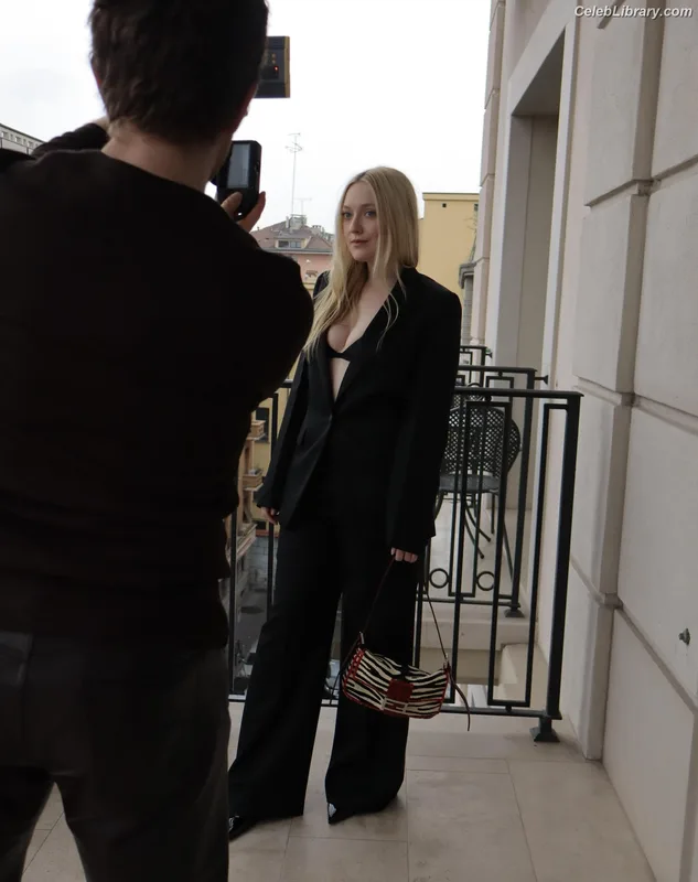 Dakota Fanning photo 20 of 728