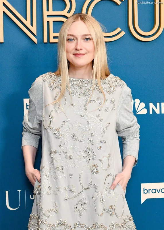 Dakota Fanning photo 21 of 728