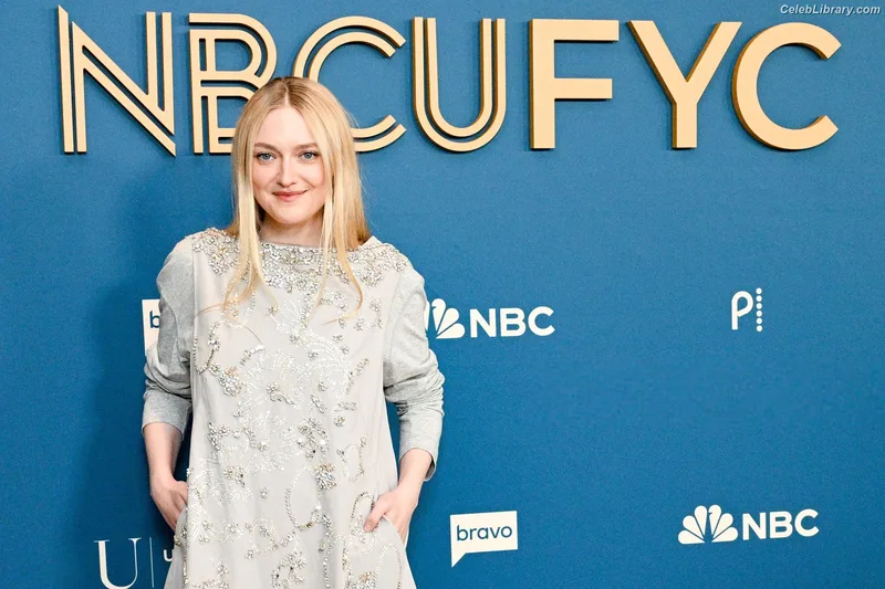 Dakota Fanning photo 9 of 728