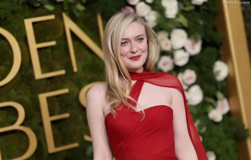 Dakota Fanning photo 21 of 728