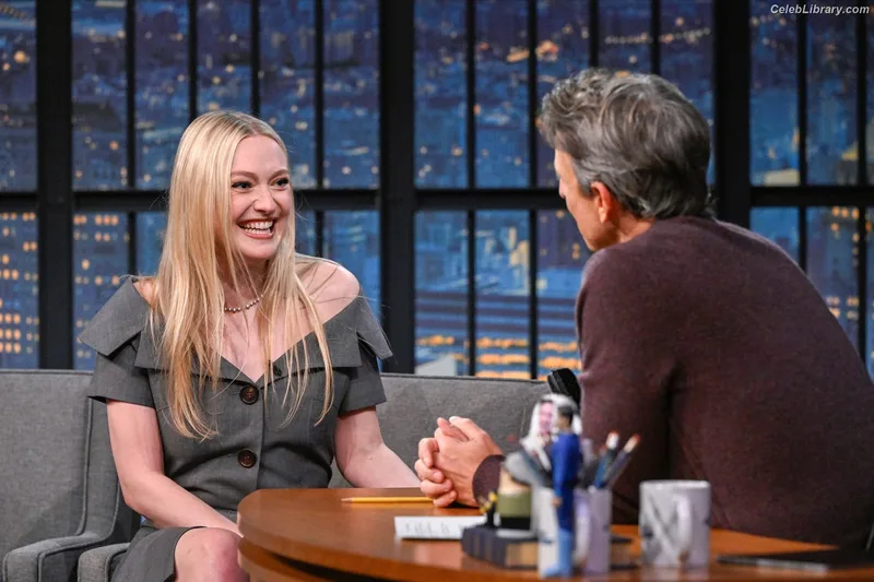 Dakota Fanning photo 10 of 728
