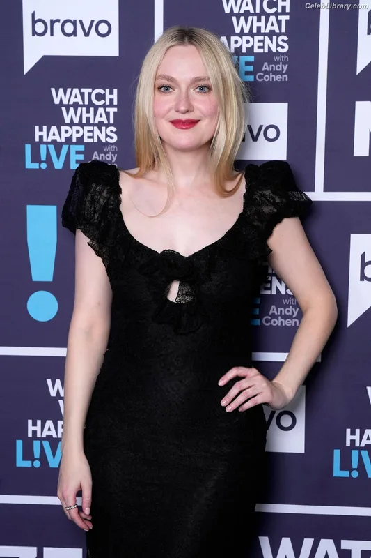 Dakota Fanning photo 19 of 728