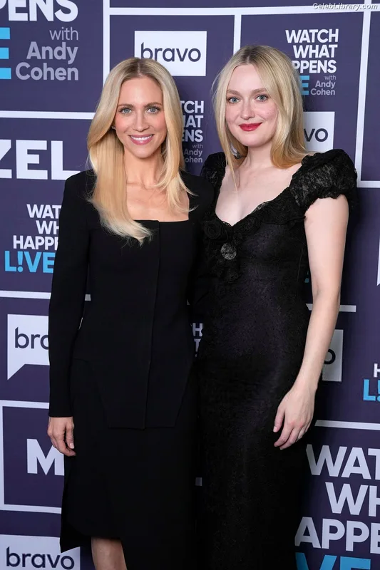 Dakota Fanning photo 21 of 728