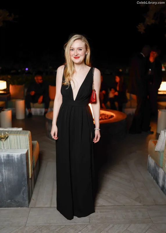 Dakota Fanning photo 13 of 728