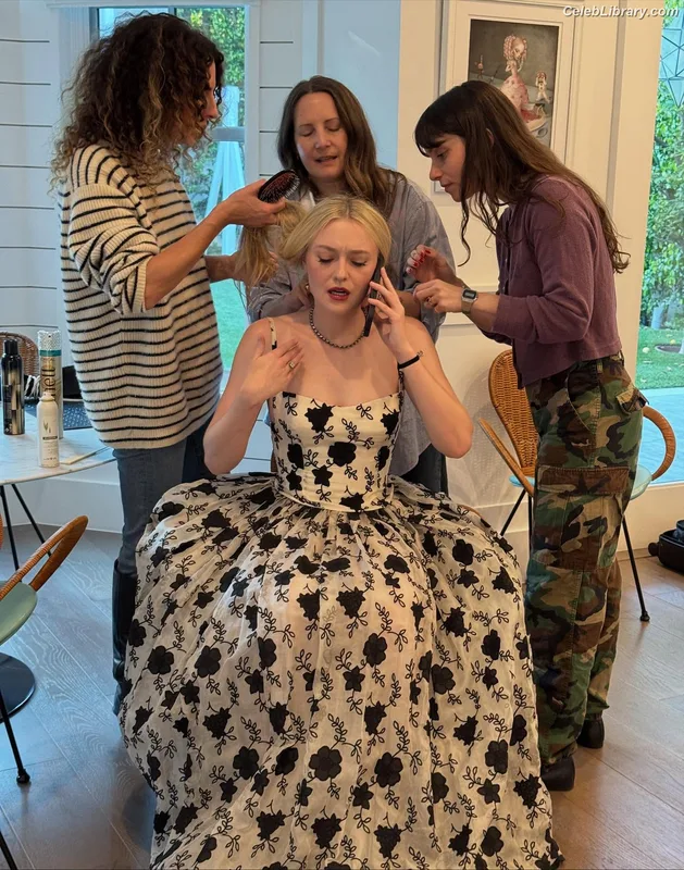 Dakota Fanning photo 21 of 728