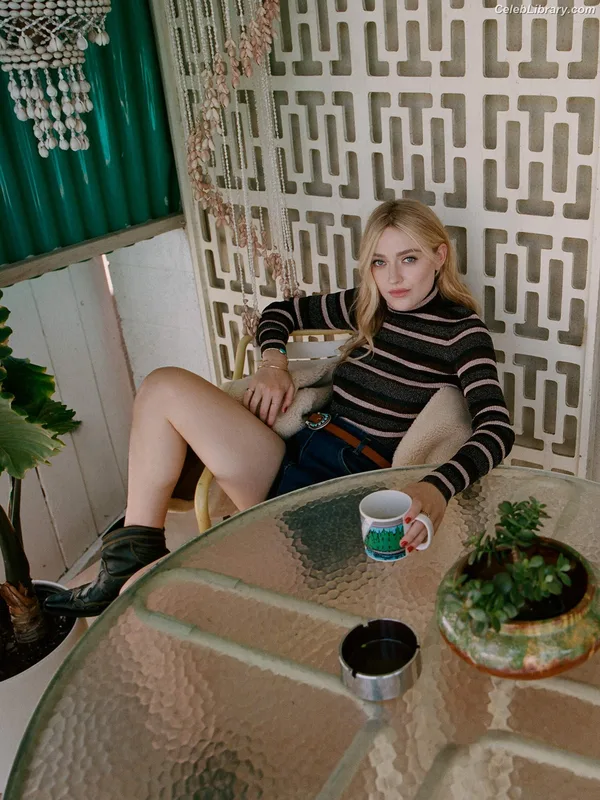 Dakota Fanning photo 24 of 728