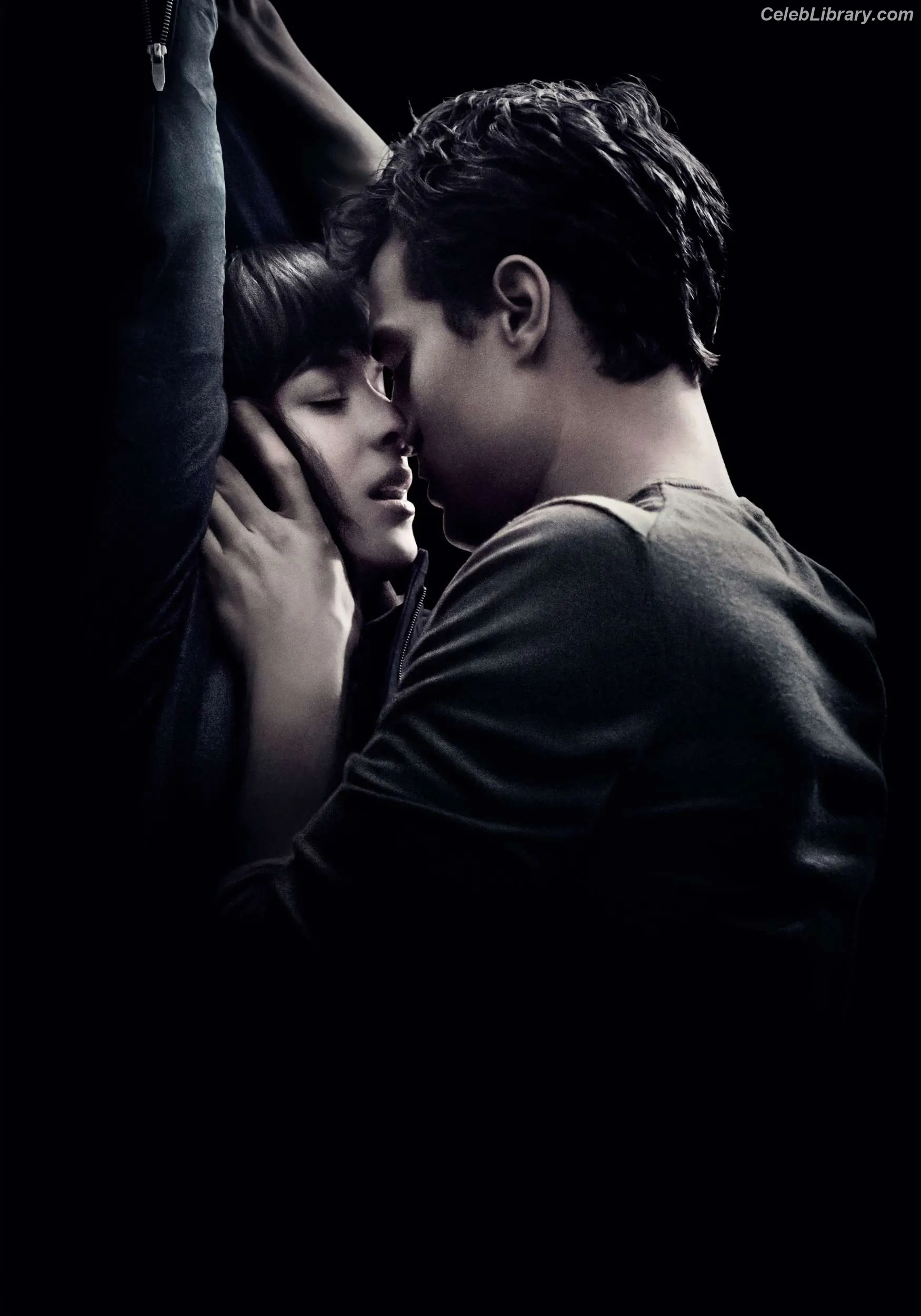 Dakota Johnson photo 12 of 1131