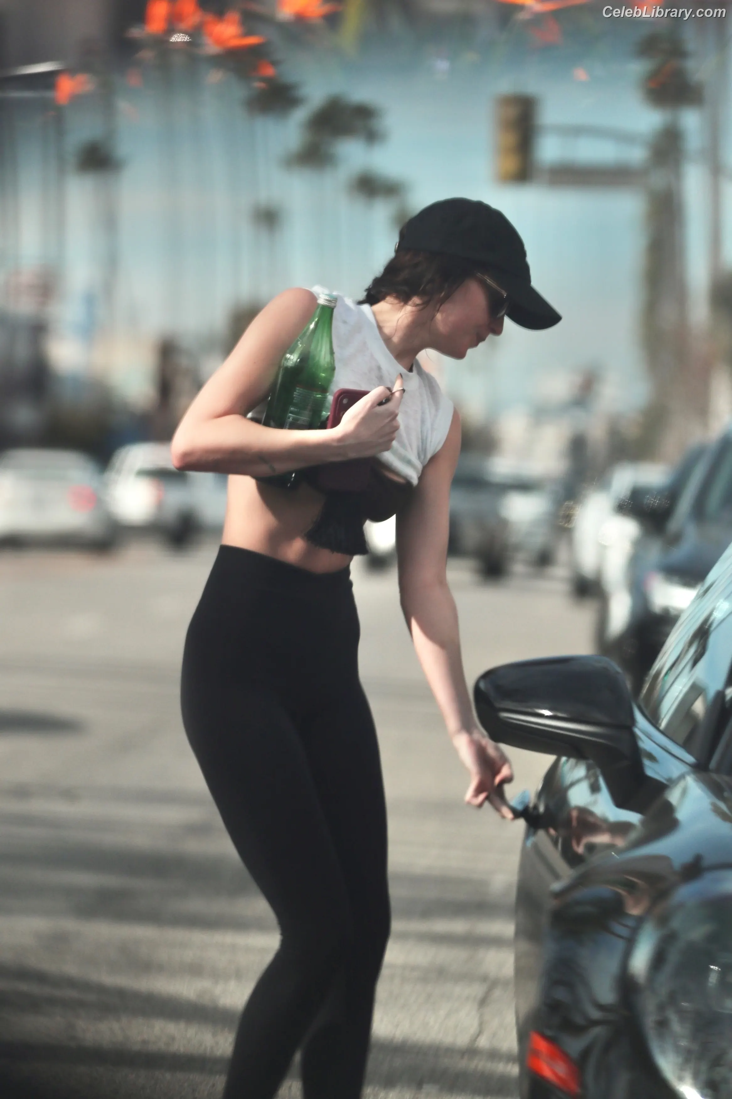 Dakota Johnson photo 13 of 1131