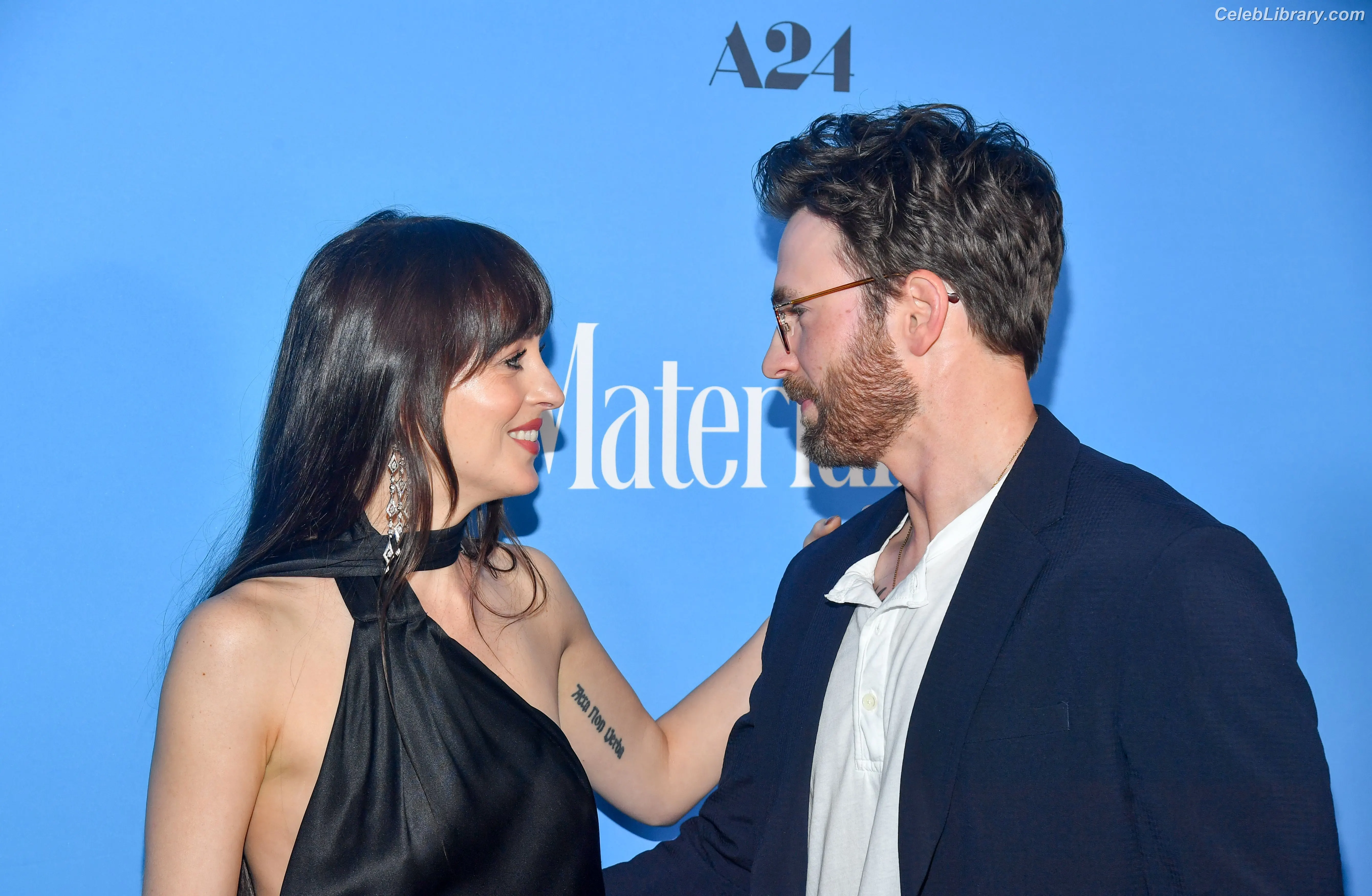 Dakota Johnson photo 14 of 1131