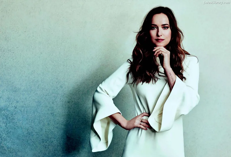 Dakota Johnson photo 21 of 1132