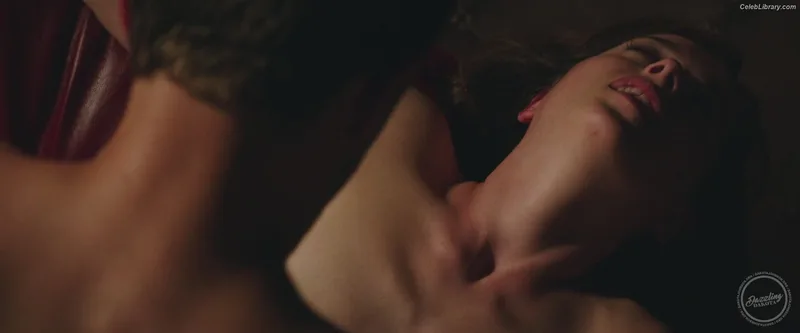 Dakota Johnson photo 13 of 1132